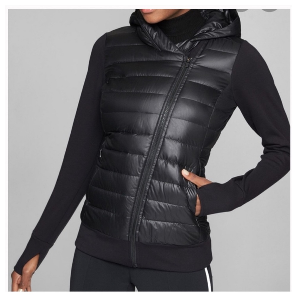 Athleta XS Midweight Quilted Hooded Puffer Jacket - Black